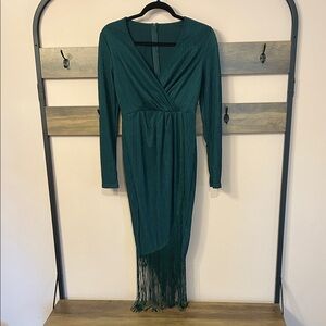 Elegant Green Long Sleeve Tassel Dress